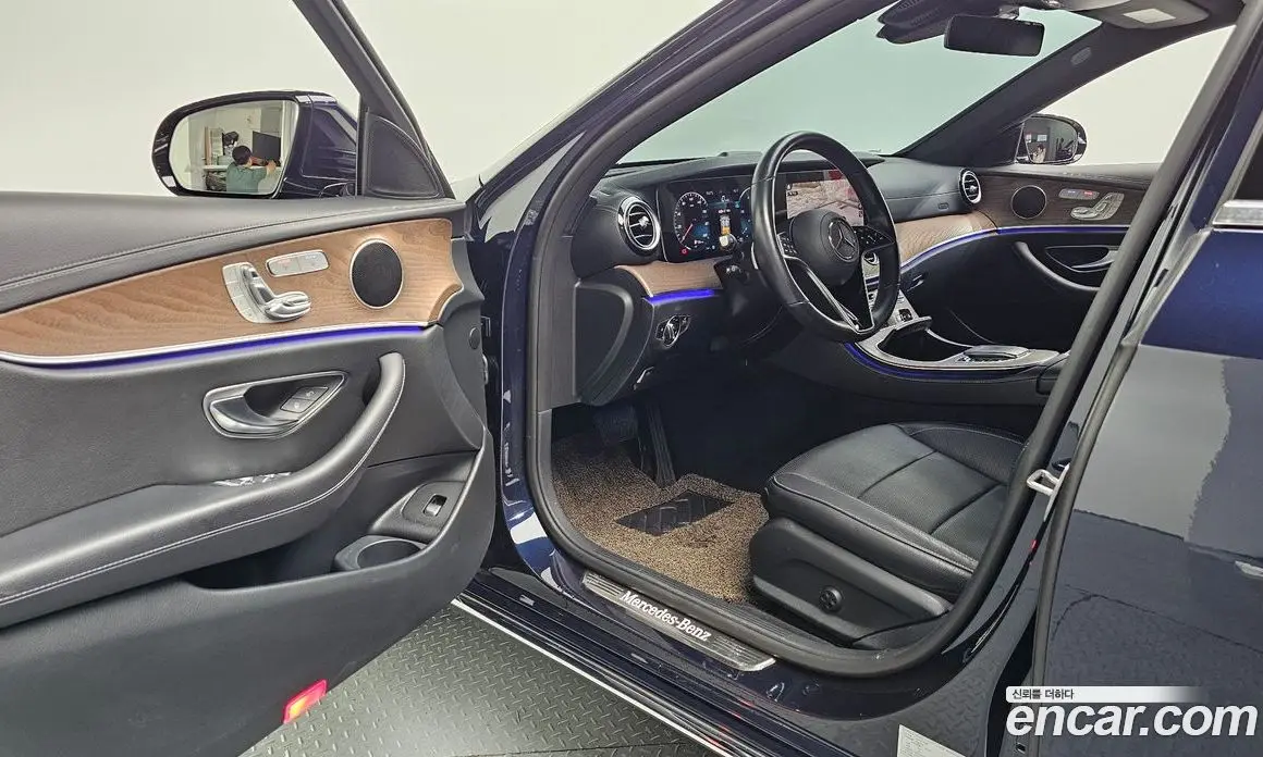 Mercedes-Benz E-Class 2021 1.9 автомат (гидро), фото 10 Mercedes-Benz E-Class 2021 1.9 автомат (гидро), фото 10
