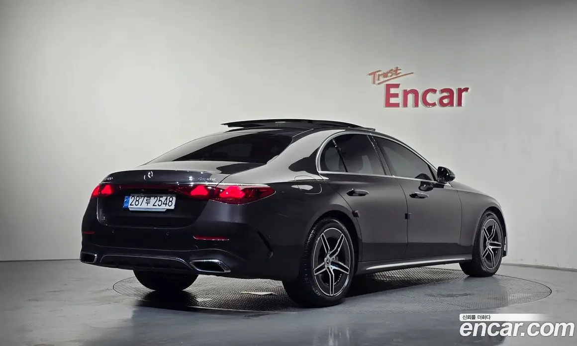 Mercedes-Benz E-Class 2024 2.0 автомат (гидро), фото 2 Mercedes-Benz E-Class 2024 2.0 автомат (гидро), фото 2