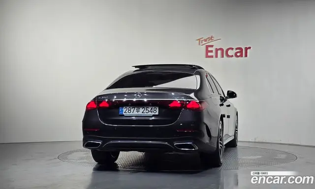 Mercedes-Benz E-Class 2024 2.0 автомат (гидро), миниатюра 4 Mercedes-Benz E-Class 2024 2.0 автомат (гидро), миниатюра 4