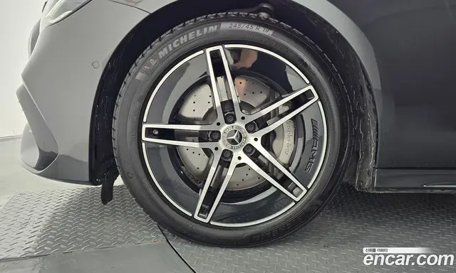 Mercedes-Benz E-Class 2024 2.0 автомат (гидро), миниатюра 5 Mercedes-Benz E-Class 2024 2.0 автомат (гидро), миниатюра 5