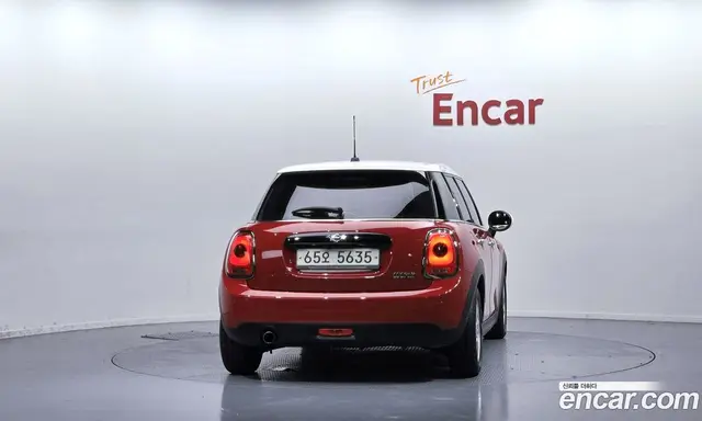 Mini Cooper 2017 1.5 автомат (гидро), миниатюра 4