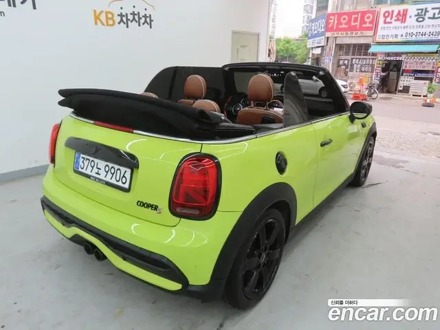 Mini Cooper Convertible 2022 2.0 автомат (гидро), миниатюра 6 Mini Cooper Convertible 2022 2.0 автомат (гидро), миниатюра 6