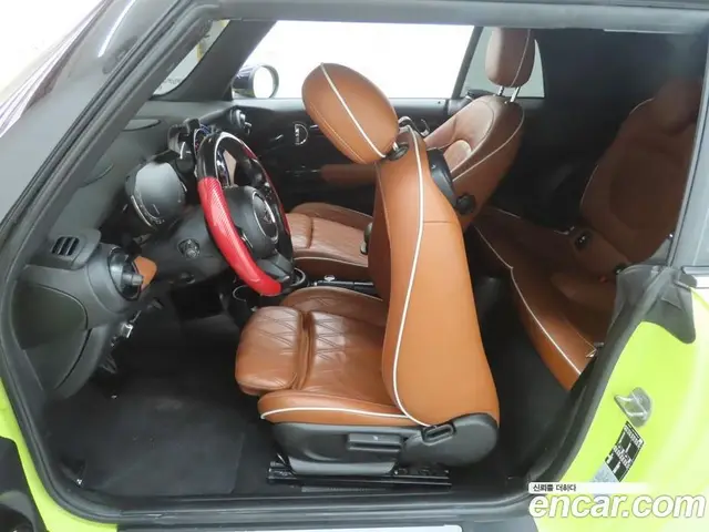 Mini Cooper Convertible 2022 2.0 автомат (гидро), миниатюра 9 Mini Cooper Convertible 2022 2.0 автомат (гидро), миниатюра 9