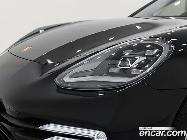 Porsche Panamera 2023 2.9 автомат (гидро), миниатюра 11