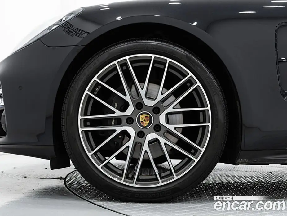 Porsche Panamera 2023 2.9 автомат (гидро), фото 5