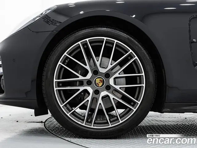 Porsche Panamera 2023 2.9 автомат (гидро), миниатюра 5
