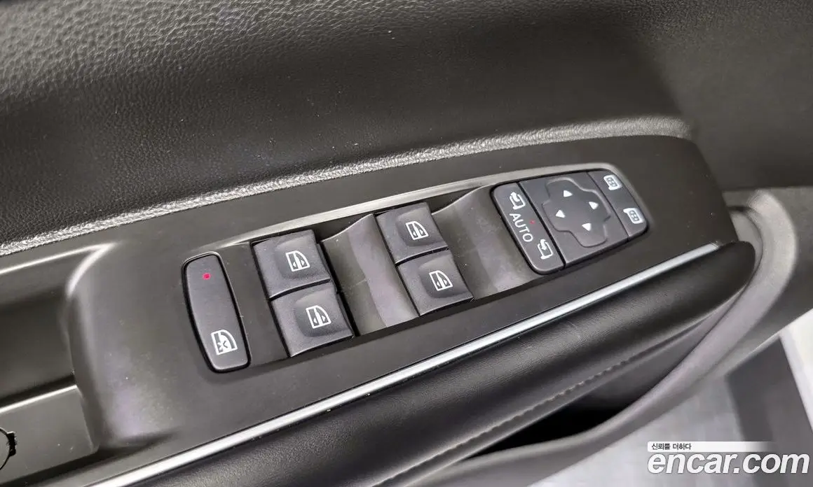 Renault (Samsung) QM6 2022 2.0 автомат (гидро), фото 17 Renault (Samsung) QM6 2022 2.0 автомат (гидро), фото 17