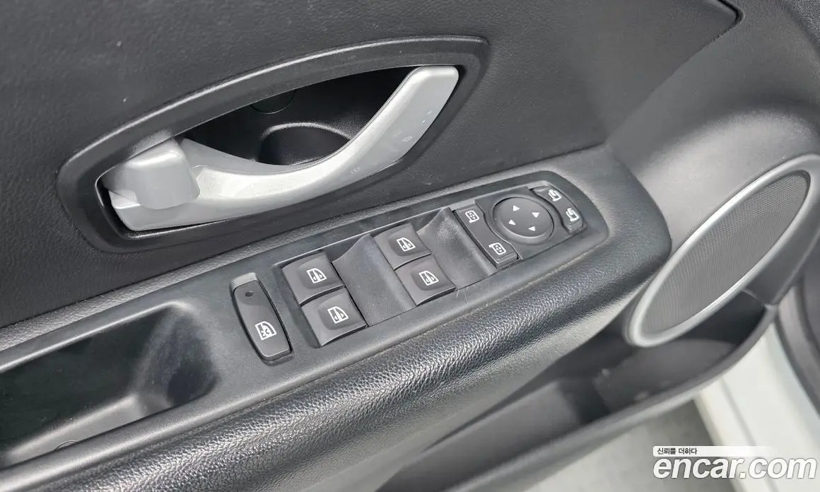 Renault (Samsung) SM3 2015 1.6 автомат (гидро), фото 14 Renault (Samsung) SM3 2015 1.6 автомат (гидро), фото 14