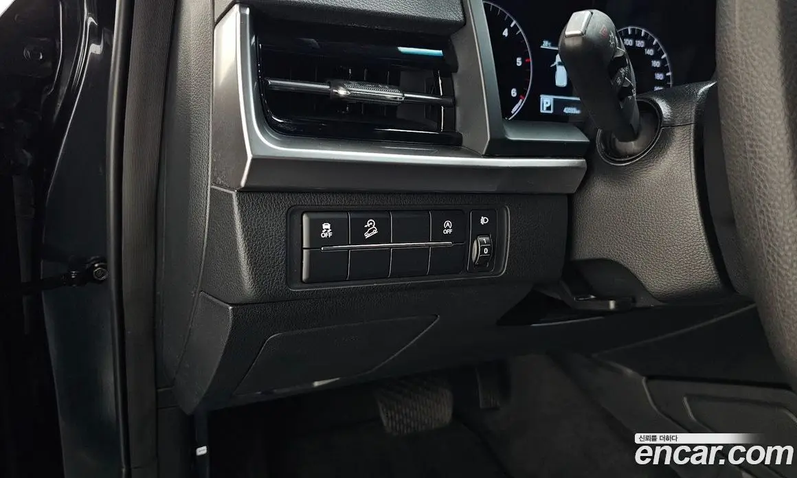 SsangYong Rexton 2023 2.2 автомат (гидро), фото 16