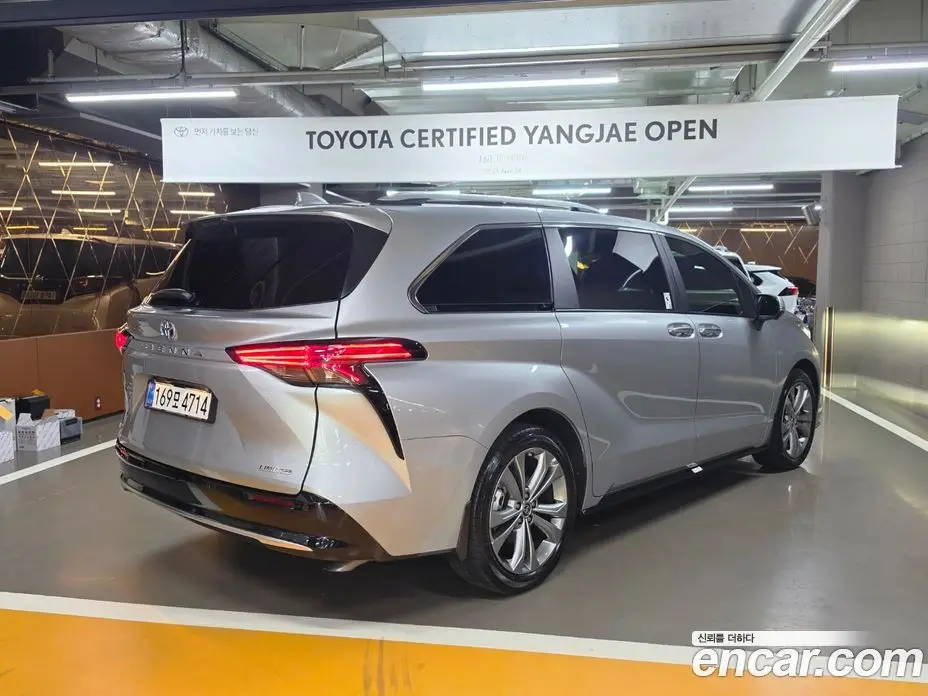 Toyota Sienna 2025 2.5 автомат (гидро), фото 2 Toyota Sienna 2025 2.5 автомат (гидро), фото 2