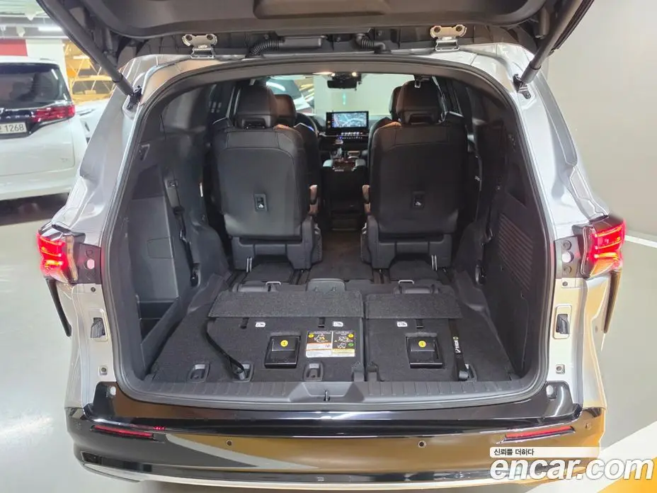 Toyota Sienna 2025 2.5 автомат (гидро), фото 18 Toyota Sienna 2025 2.5 автомат (гидро), фото 18