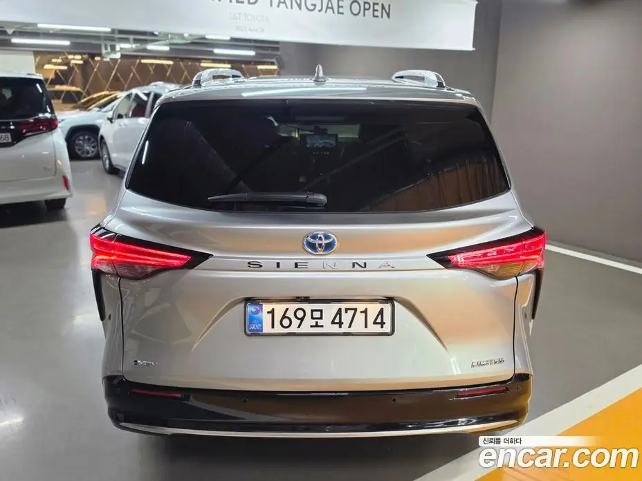 Toyota Sienna 2025 2.5 автомат (гидро), фото 4 Toyota Sienna 2025 2.5 автомат (гидро), фото 4