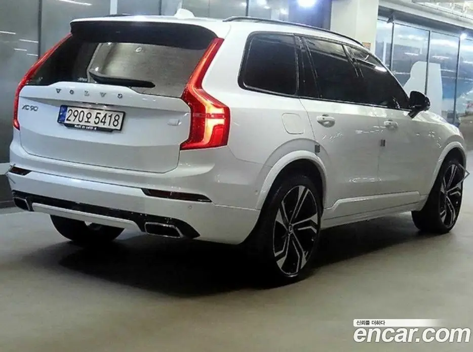 Volvo XC90 2020 2.0 автомат (гидро), фото 4 Volvo XC90 2020 2.0 автомат (гидро), фото 4