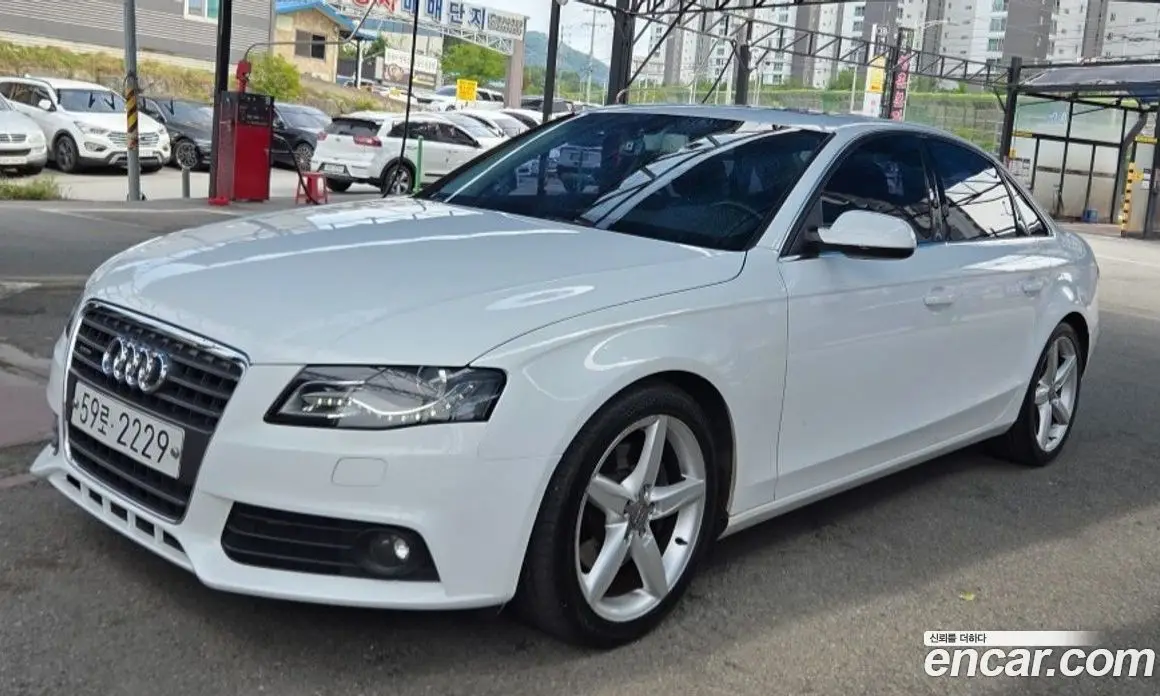 Audi A4 2011 2.0 автомат (гидро), фото 1 Audi A4 2011 2.0 автомат (гидро), фото 1