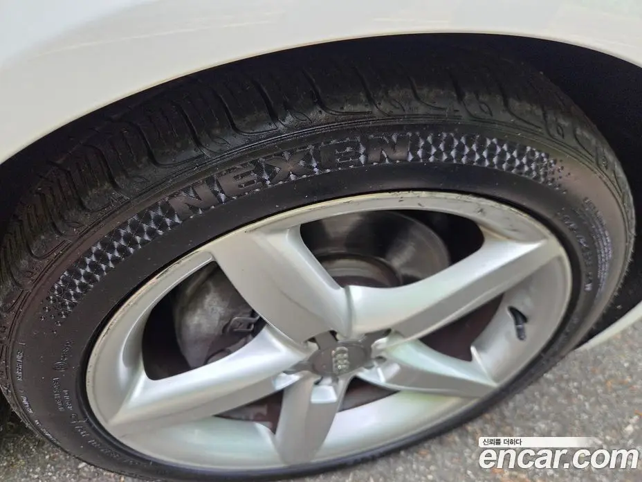 Audi A4 2011 2.0 автомат (гидро), фото 5 Audi A4 2011 2.0 автомат (гидро), фото 5