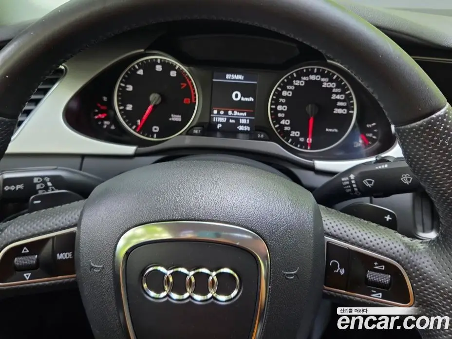 Audi A4 2011 2.0 автомат (гидро), фото 8 Audi A4 2011 2.0 автомат (гидро), фото 8