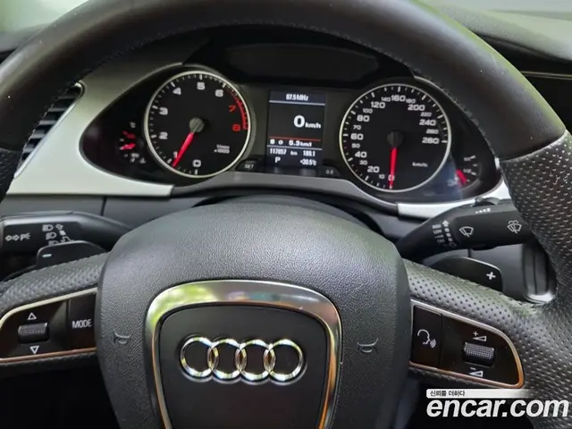 Audi A4 2011 2.0 автомат (гидро), миниатюра 8 Audi A4 2011 2.0 автомат (гидро), миниатюра 8