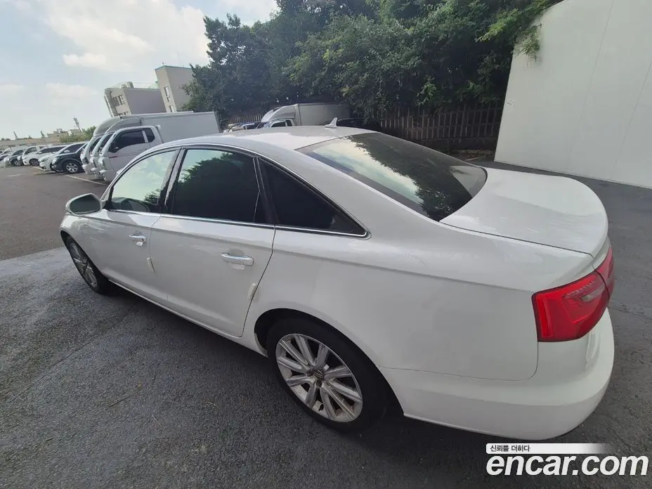 Audi A6 2013 3.0 автомат (гидро), фото 5