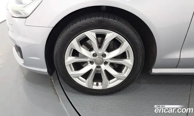 Audi A6 2016 2.0 автомат (гидро), миниатюра 5 Audi A6 2016 2.0 автомат (гидро), миниатюра 5