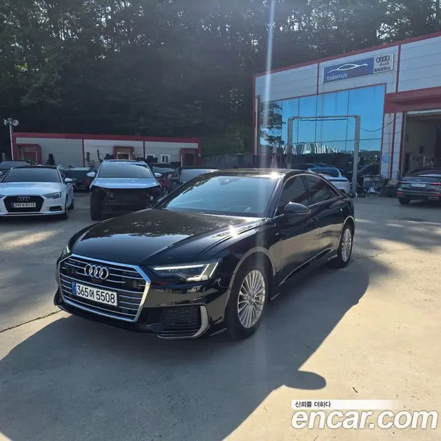 Audi A6 2021 2.0 автомат (гидро), миниатюра 2