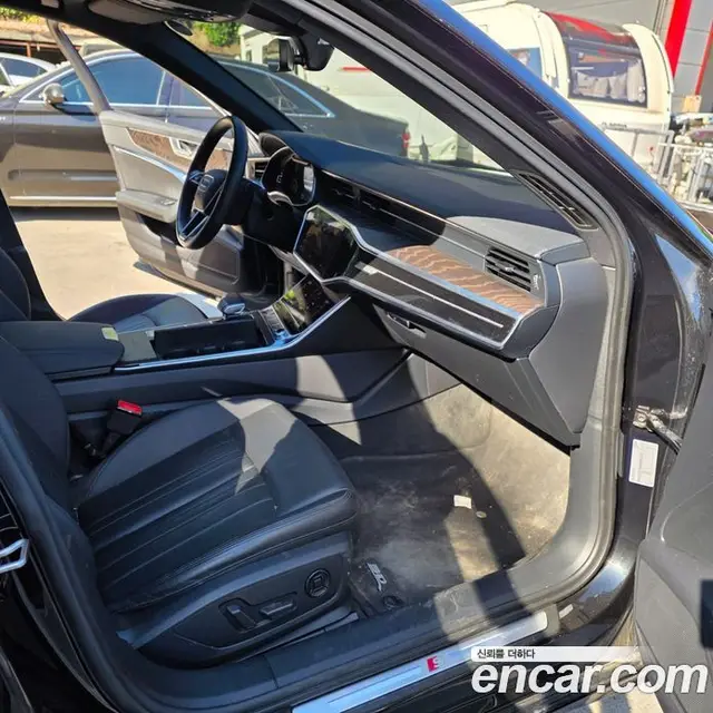 Audi A6 2021 2.0 автомат (гидро), миниатюра 12