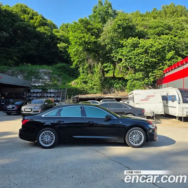 Audi A6 2021 2.0 автомат (гидро), миниатюра 7
