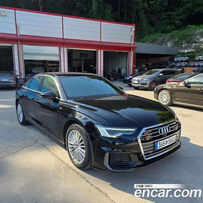 Audi A6 2021 2.0 автомат (гидро), фото 8