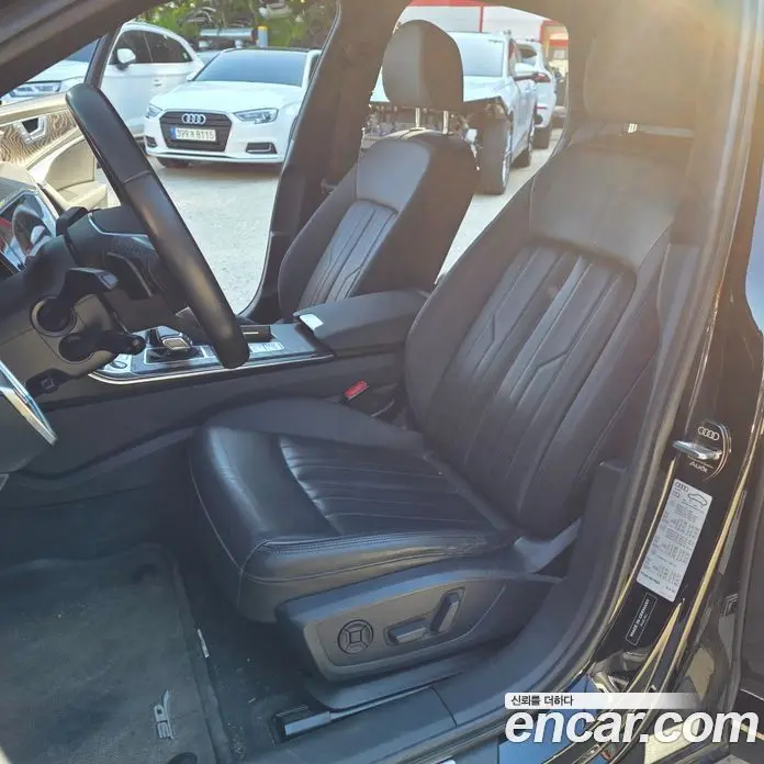 Audi A6 2021 2.0 автомат (гидро), фото 10
