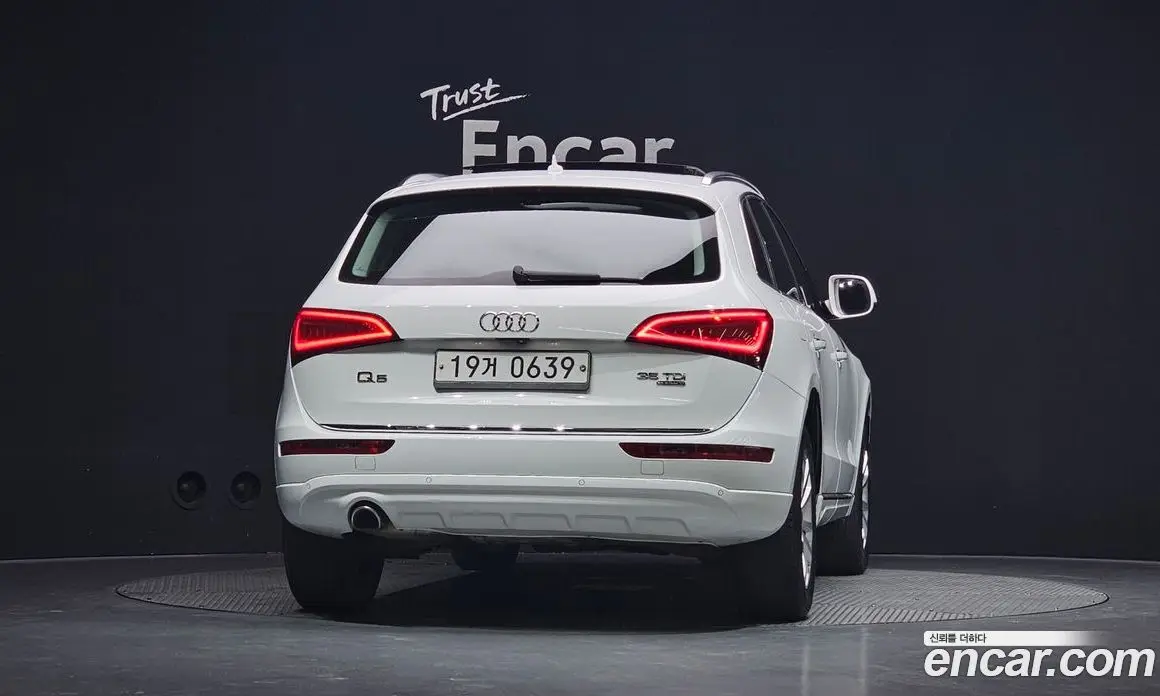 Audi Q5 2015 2.0 автомат (гидро), фото 4 Audi Q5 2015 2.0 автомат (гидро), фото 4
