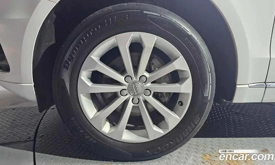 Audi Q5 2015 2.0 автомат (гидро), фото 5 Audi Q5 2015 2.0 автомат (гидро), фото 5