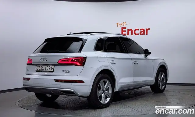 Audi Q5 2020 2.0 автомат (гидро), миниатюра 2
