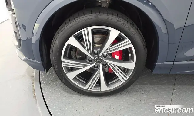 Audi SQ6 e-tron 2025 0.2 автомат (гидро), миниатюра 5