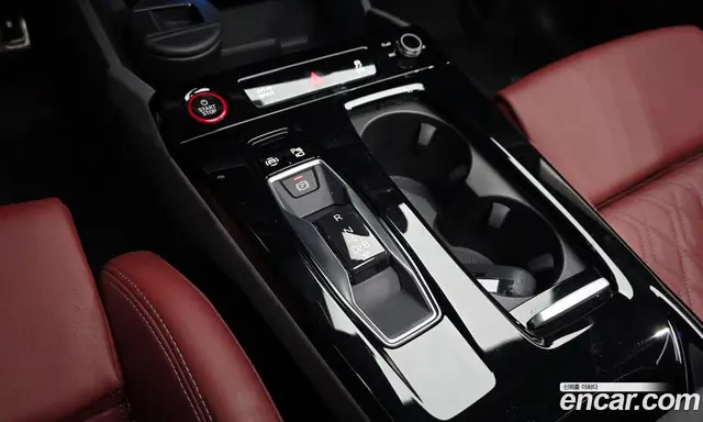 Audi SQ6 e-tron 2025 0.2 автомат (гидро), миниатюра 9