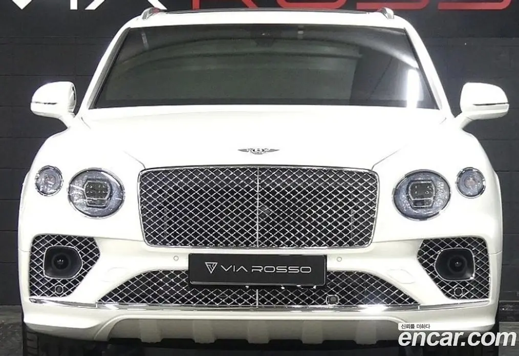 Bentley Bentayga 2022 4.0 автомат (гидро), фото 3
