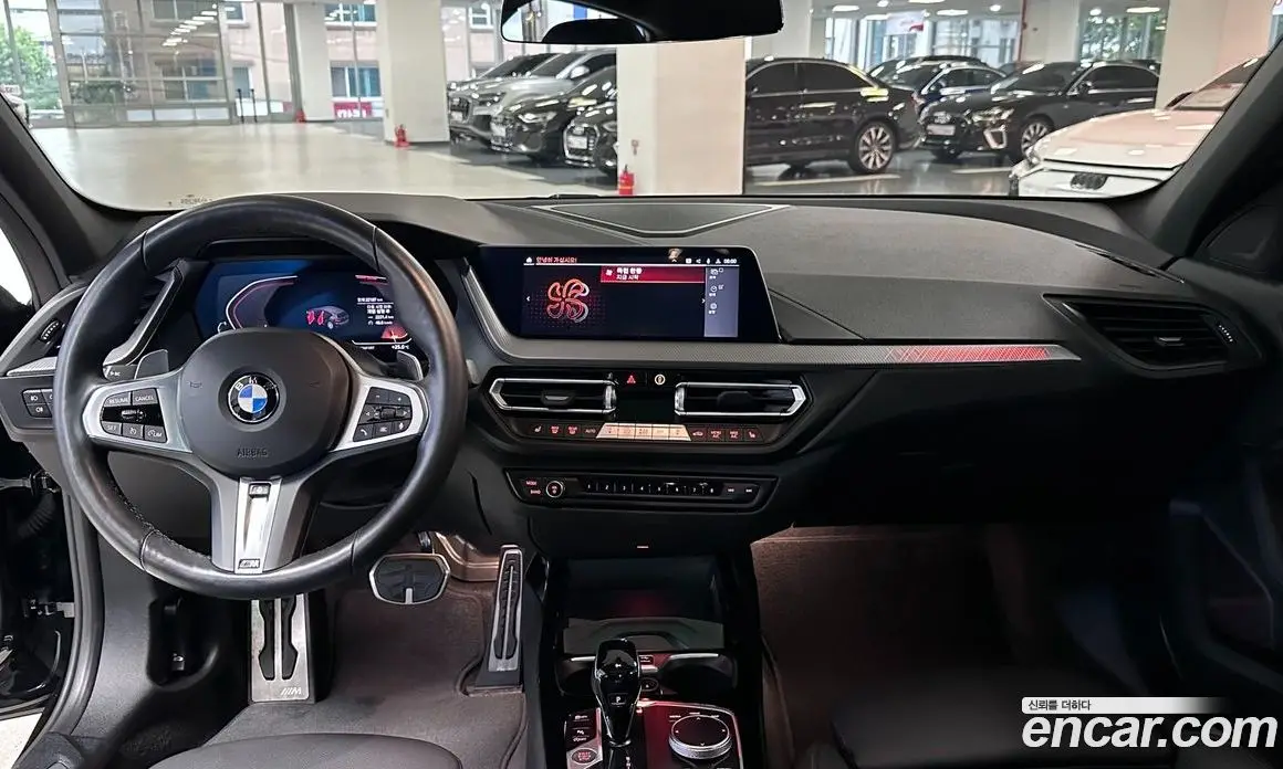 BMW 1 серия 2023 2.0 автомат (гидро), фото 7 BMW 1 серия 2023 2.0 автомат (гидро), фото 7