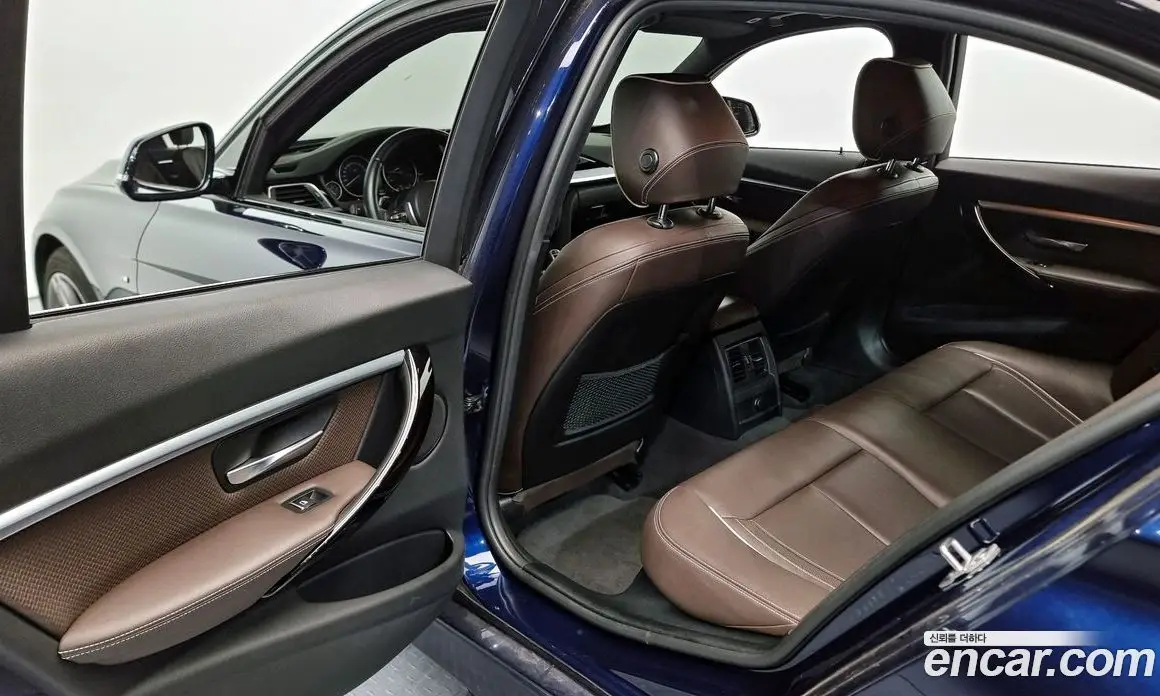 BMW 3 серия 2017 2.0 автомат (гидро), фото 12