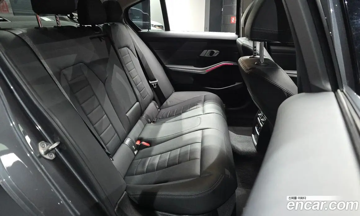BMW 3 серия 2021 2.0 автомат (гидро), фото 11