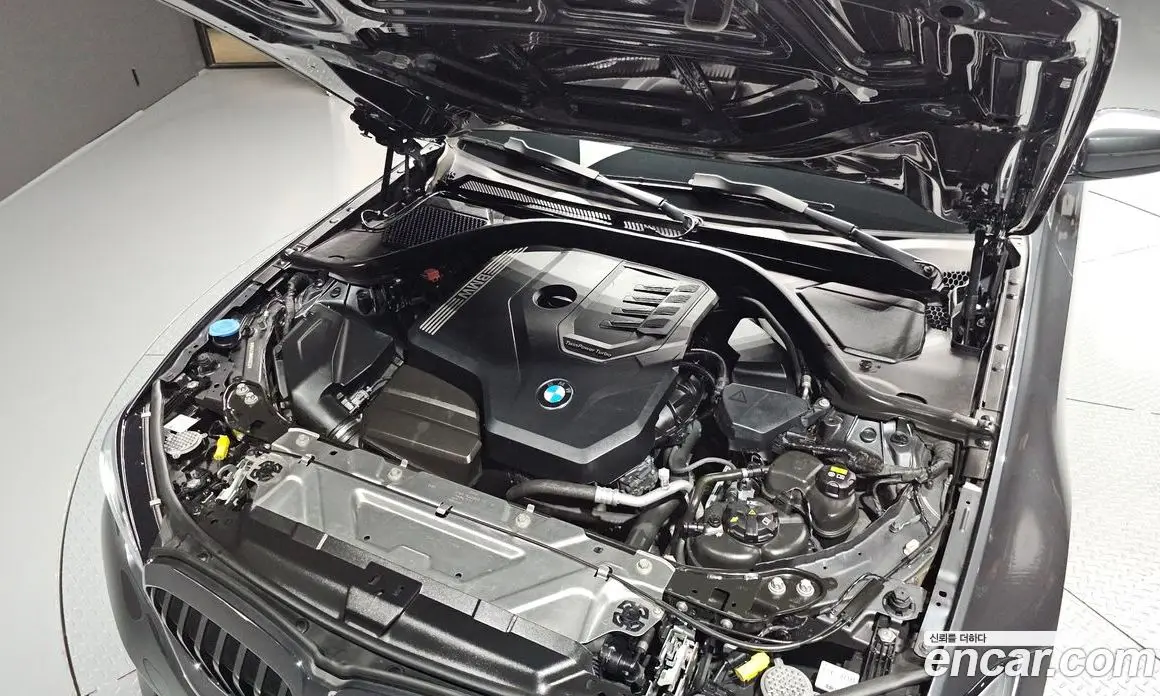 BMW 3 серия 2021 2.0 автомат (гидро), фото 6