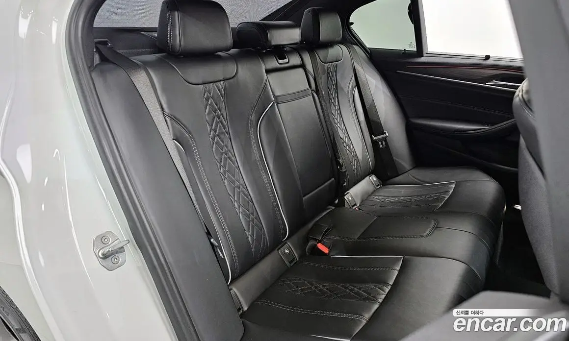 BMW 5 серия 2018 2.0 автомат (гидро), фото 12