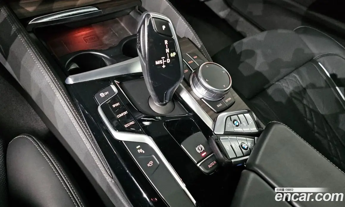 BMW 5 серия 2018 2.0 автомат (гидро), фото 9