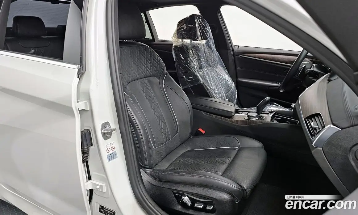 BMW 5 серия 2018 2.0 автомат (гидро), фото 10