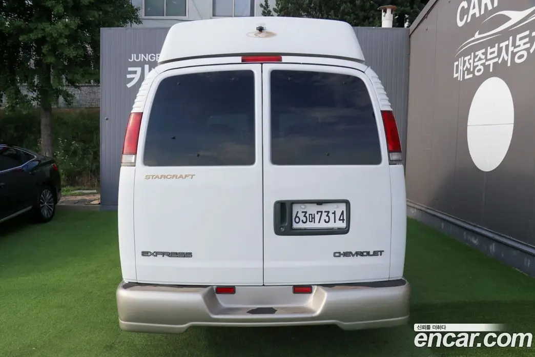 Chevrolet Express Van 2001 5.7 автомат (гидро), фото 4 Chevrolet Express Van 2001 5.7 автомат (гидро), фото 4