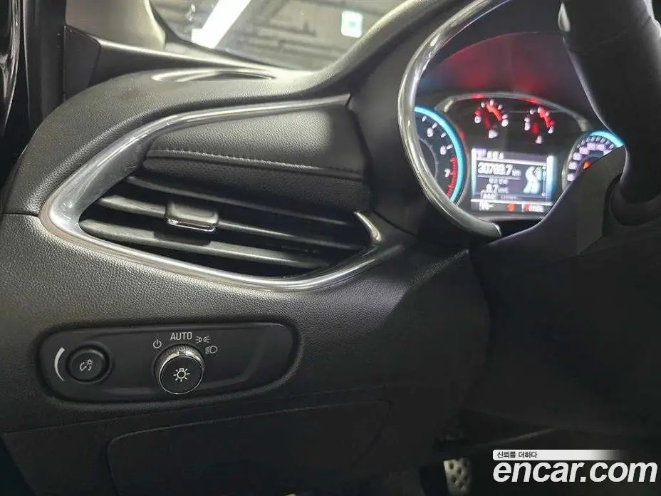 Chevrolet Malibu 2017 2.0 автомат (гидро), фото 9