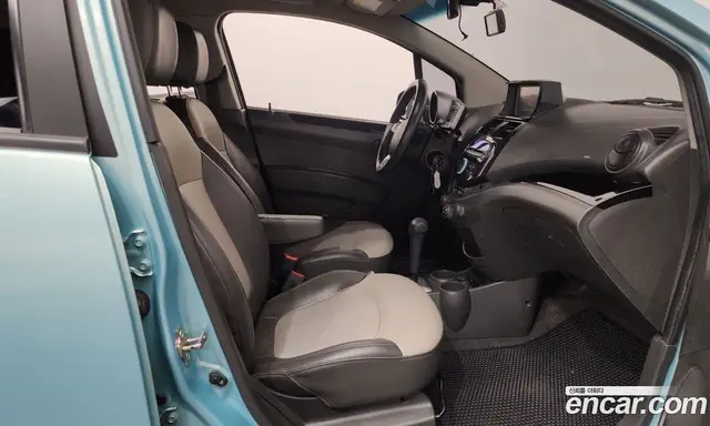 Chevrolet Spark 2011 1.0 автомат (гидро), миниатюра 11