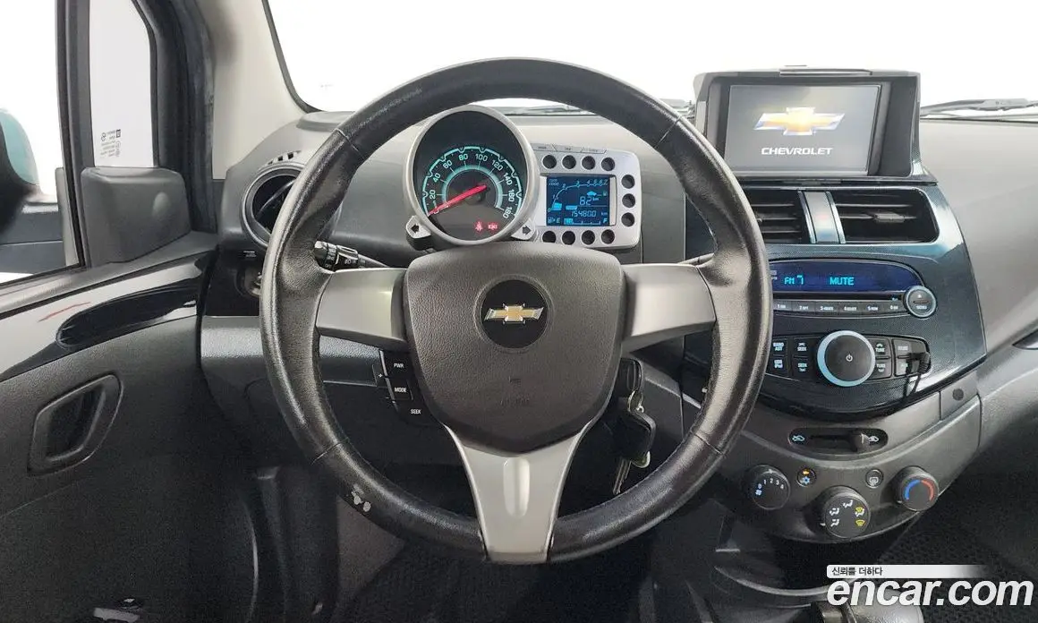 Chevrolet Spark 2011 1.0 автомат (гидро), фото 14