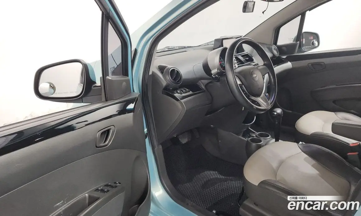 Chevrolet Spark 2011 1.0 автомат (гидро), фото 10