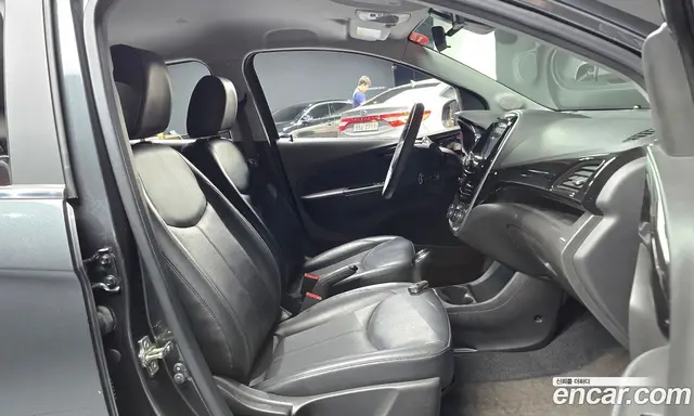 Chevrolet Spark 2016 1.0 автомат (гидро), миниатюра 11 Chevrolet Spark 2016 1.0 автомат (гидро), миниатюра 11