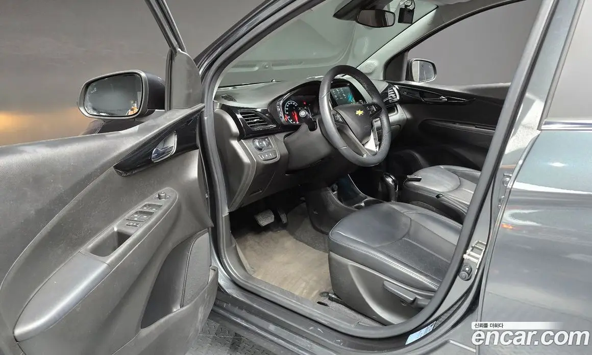 Chevrolet Spark 2016 1.0 автомат (гидро), фото 10 Chevrolet Spark 2016 1.0 автомат (гидро), фото 10