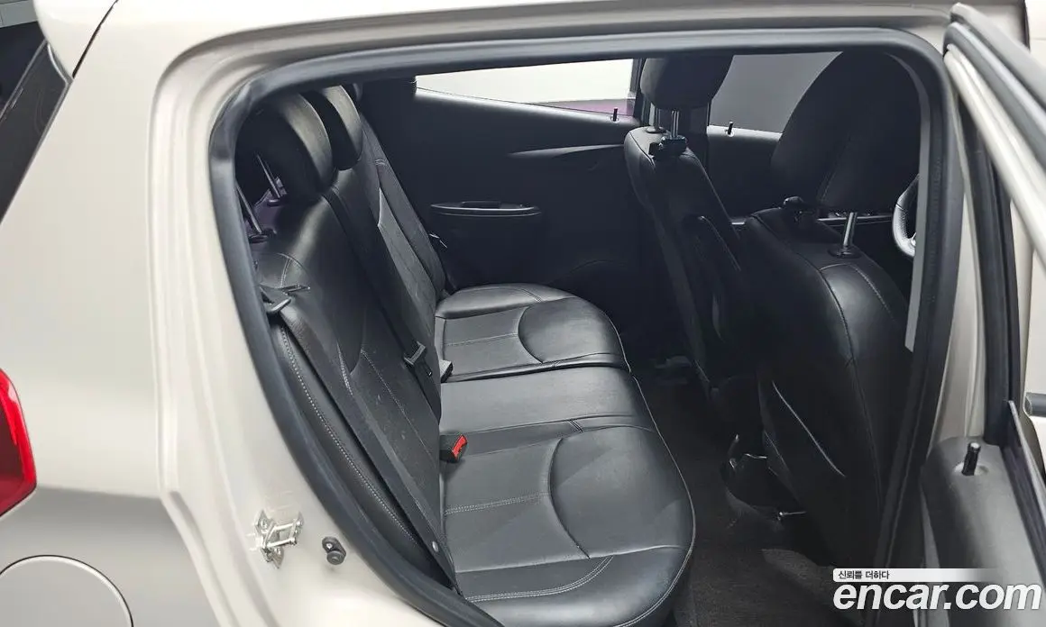 Chevrolet Spark 2016 1.0 автомат (гидро), фото 11