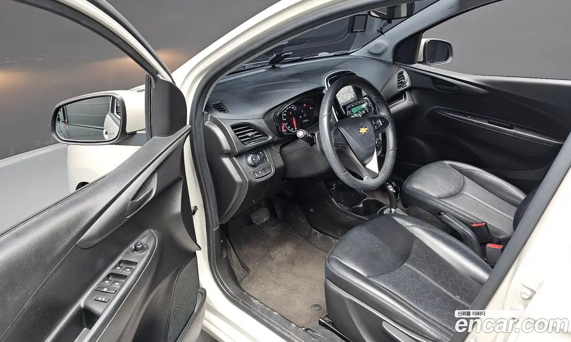 Chevrolet Spark 2016 1.0 автомат (гидро), фото 12